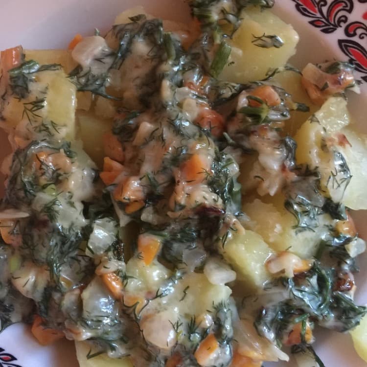 Картофель с зеленью